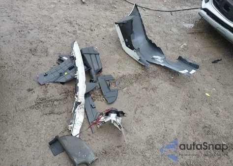 2010 Nissan Sentra 2.0S z USA, uszkodzony, nr VIN 3N1AB6AP2AL667513